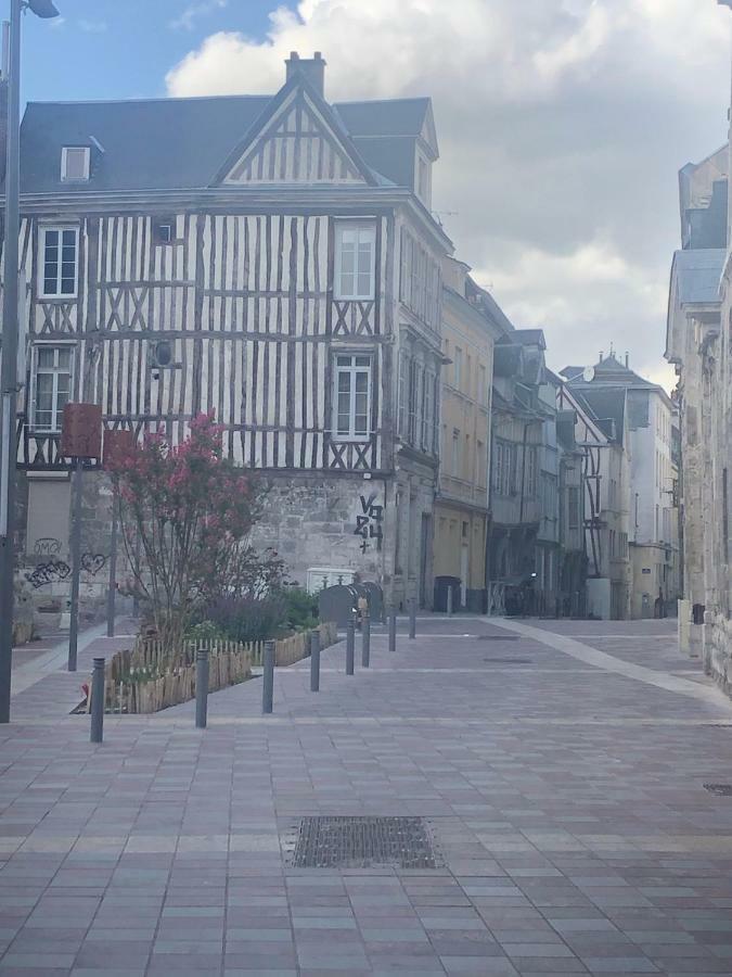 Lylylodge Rouen Esterno foto